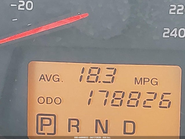 Toyota RAV4 Base V6