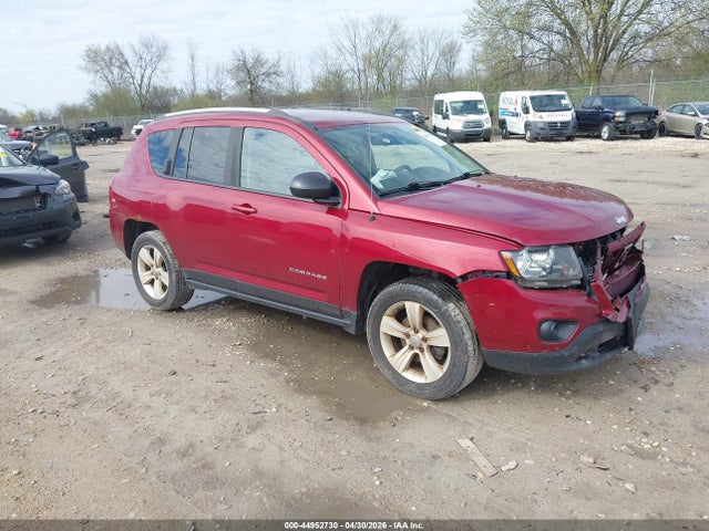 Salvage Jeep Compass Image