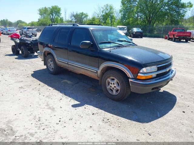 Salvage Chevrolet Blazer Image