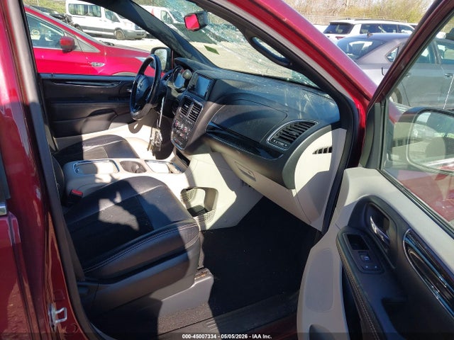 Dodge Grand Caravan Sxt