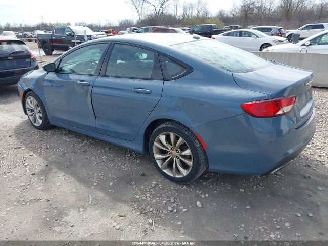 Chrysler 200 S