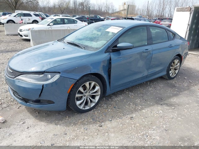 Chrysler 200 S