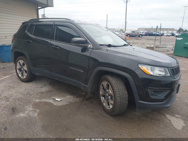 Salvage Jeep Compass Image