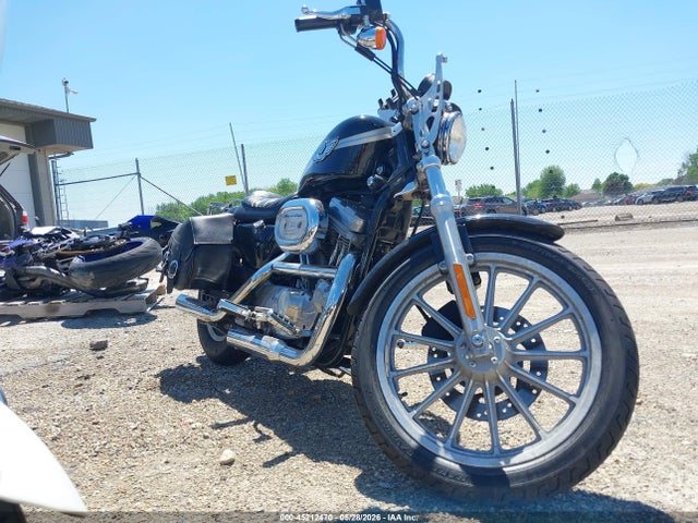 Salvage Harley-Davidson Xl883 Image