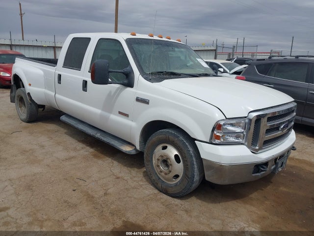 Salvage Ford F-350 Image