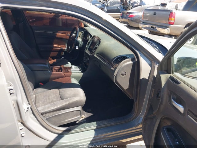 Chrysler 300 Touring