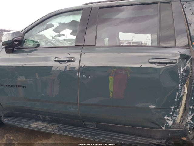 Chevrolet Suburban 2wd Rst