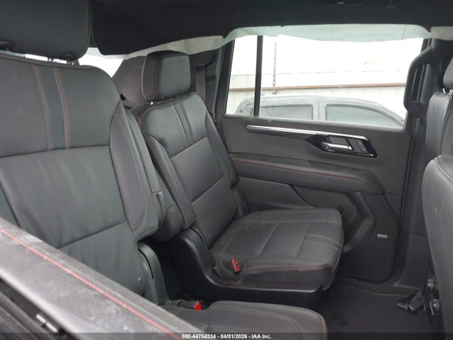 Chevrolet Suburban 2wd Rst