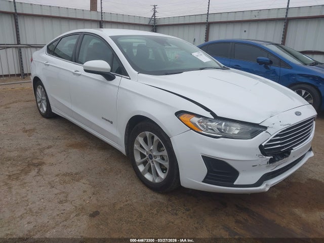 Salvage Ford Fusion Image