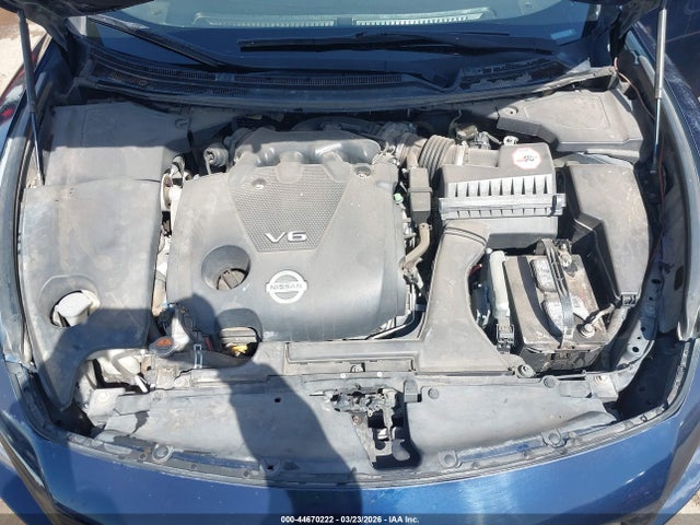 Nissan Maxima