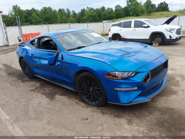 Salvage Ford Mustang Image