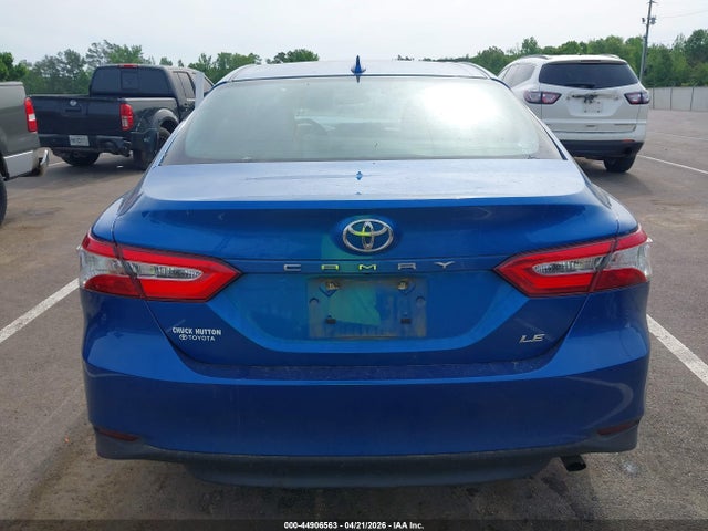 Toyota Camry Le