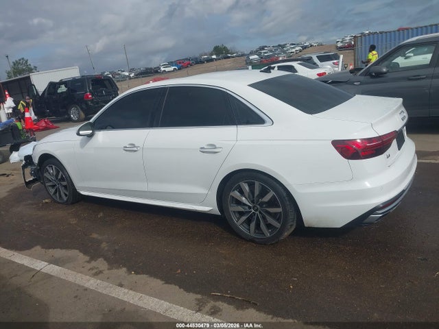 Audi A4 Premium Plus 40 Tfsi Quattro S Tronic
