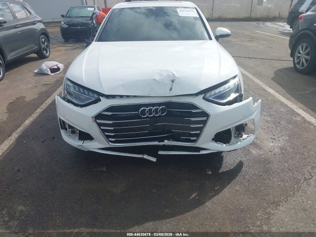 Audi A4 Premium Plus 40 Tfsi Quattro S Tronic
