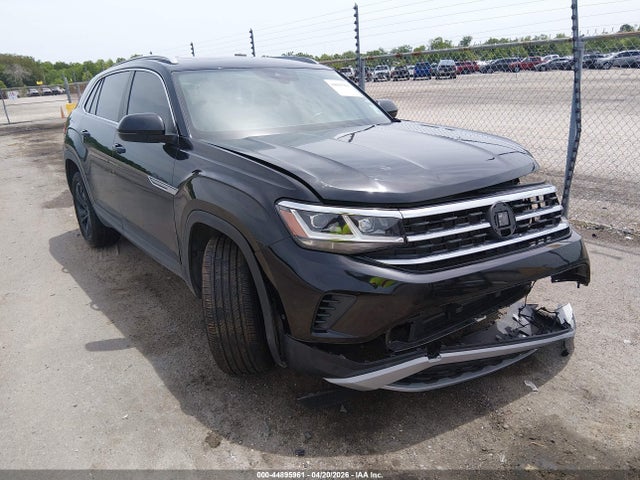 Salvage Volkswagen Atlas Image