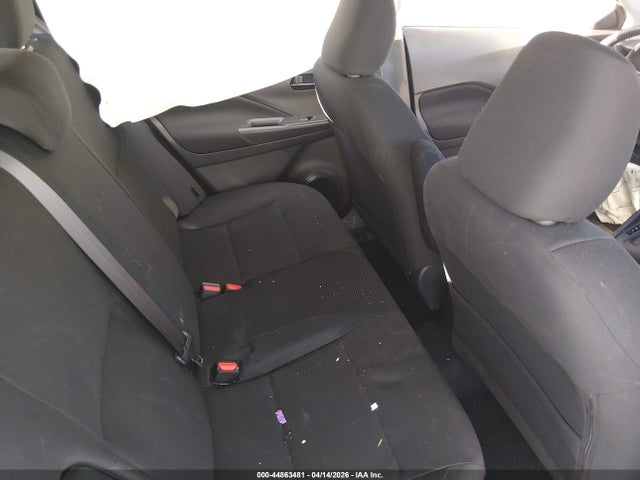 Nissan Kicks Play S