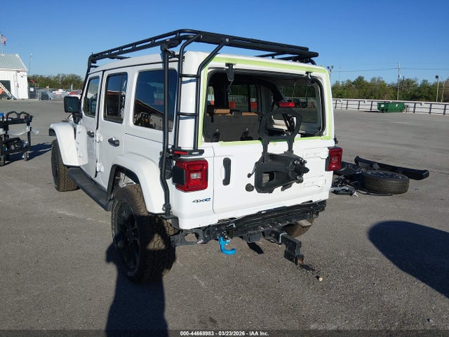 Jeep Wrangler Sahara 4x4