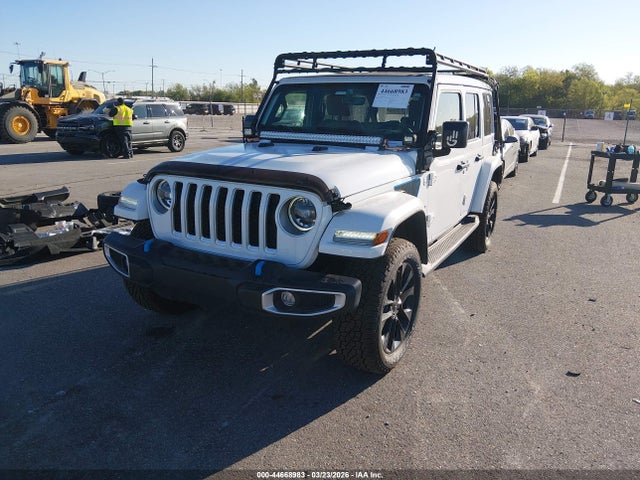 Jeep Wrangler Sahara 4x4