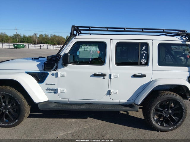 Jeep Wrangler Sahara 4x4