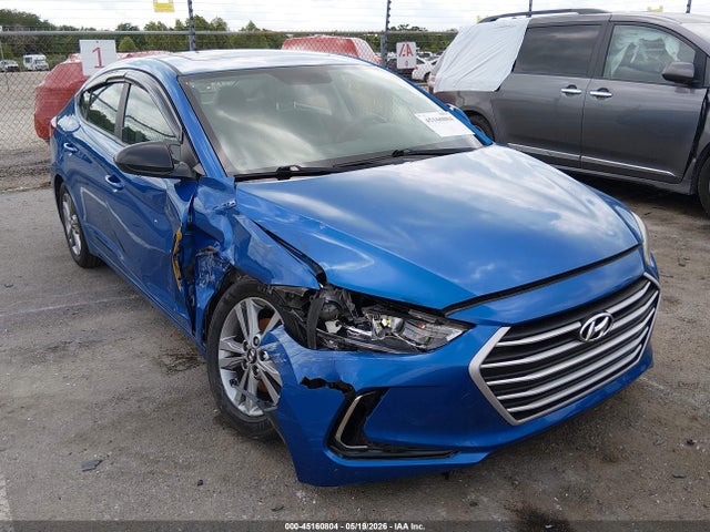 Salvage Hyundai ELANTRA Image