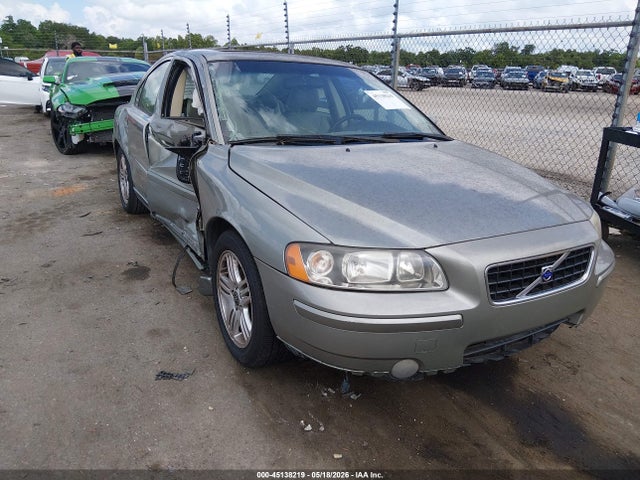 Salvage Volvo S60 Image