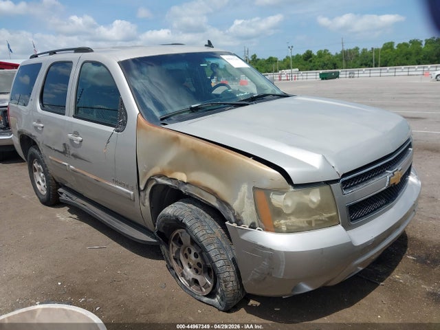 Salvage Chevrolet Tahoe Image