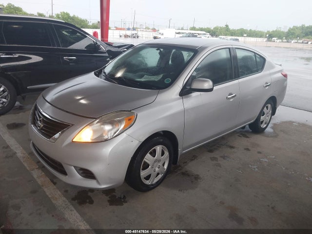 Nissan Versa 1.6 Sv