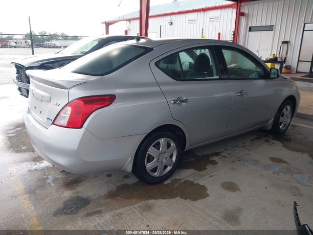 Nissan Versa 1.6 Sv