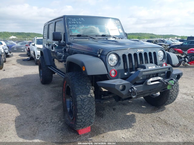 Salvage Jeep Wrangler Image