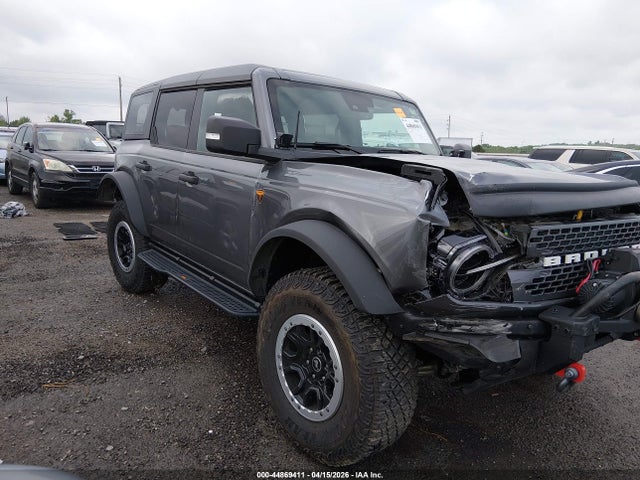 Salvage Ford Bronco Image