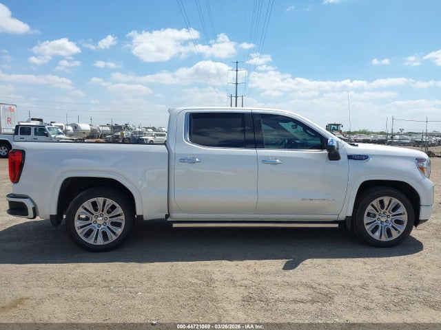 GMC Sierra 1500 2wd  Short Box Denali