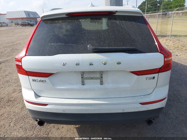 Volvo XC60 T5 Momentum