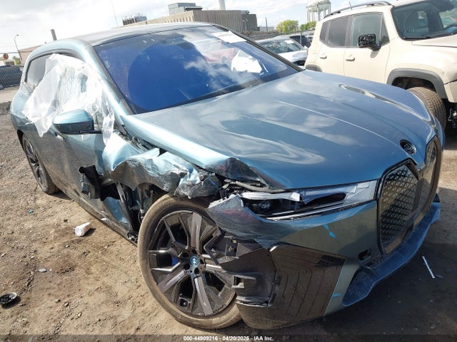 BMW iX Xdrive50