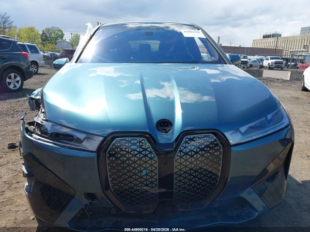 BMW iX Xdrive50