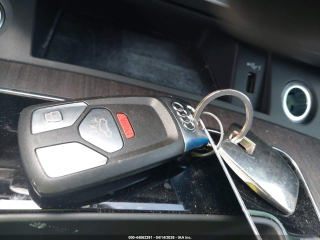 Audi Q5 Premium Plus 45 Tfsi S Line Quattro S Tronic