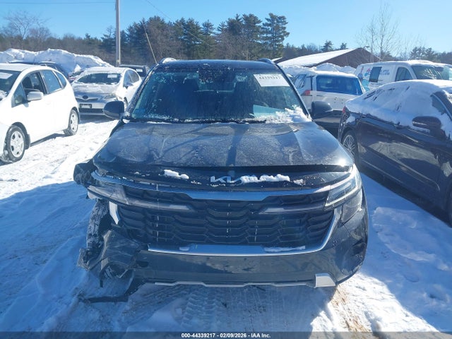 Kia Seltos S