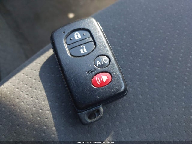 Toyota Prius Three