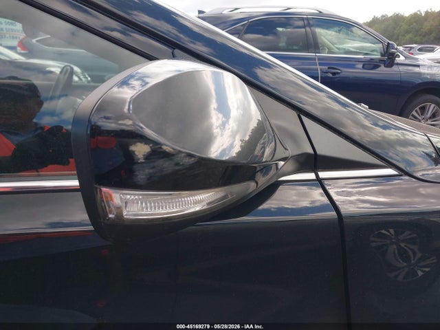 Hyundai ELANTRA Value Edition
