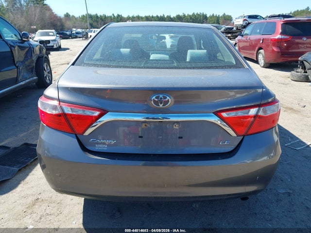 Toyota Camry Le