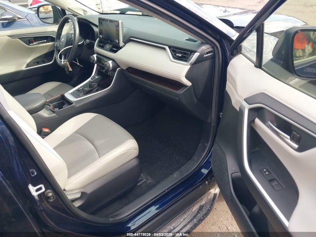 Toyota RAV4 Limited