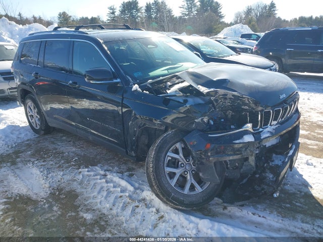 Salvage Jeep Grand Cherokee Image