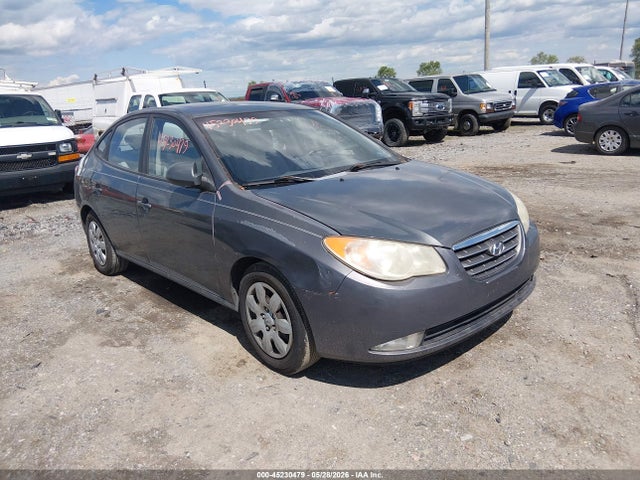 Salvage Hyundai ELANTRA Image