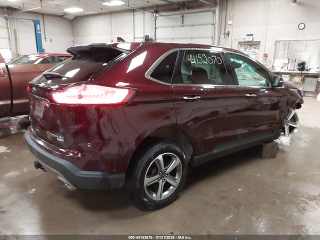 Ford Edge Titanium