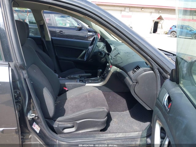 Subaru Outback 2.5i