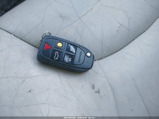 Volvo V70 2.4