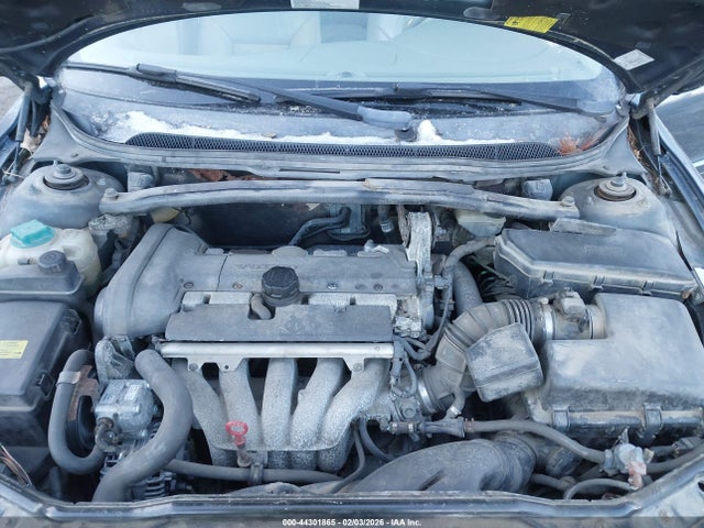 Volvo V70 2.4