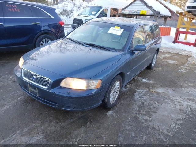 Volvo V70 2.4