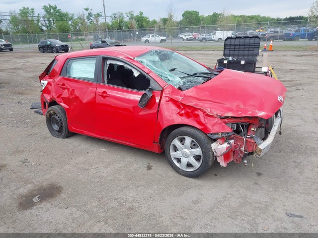 Salvage Toyota Matrix Image