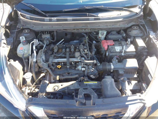 Nissan Kicks S