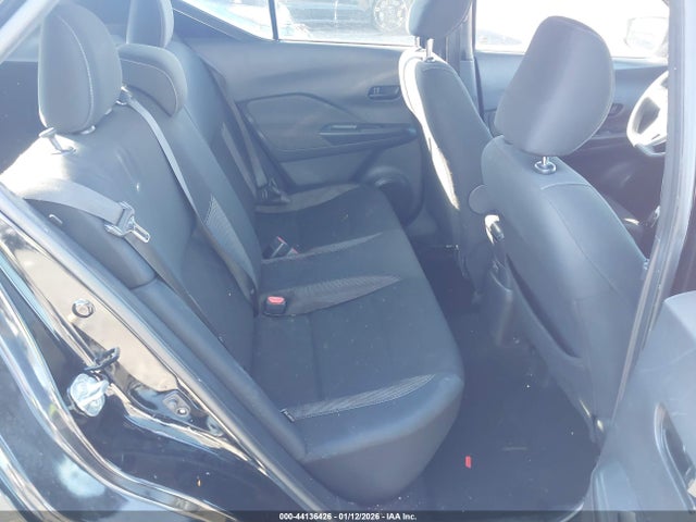 Nissan Kicks S